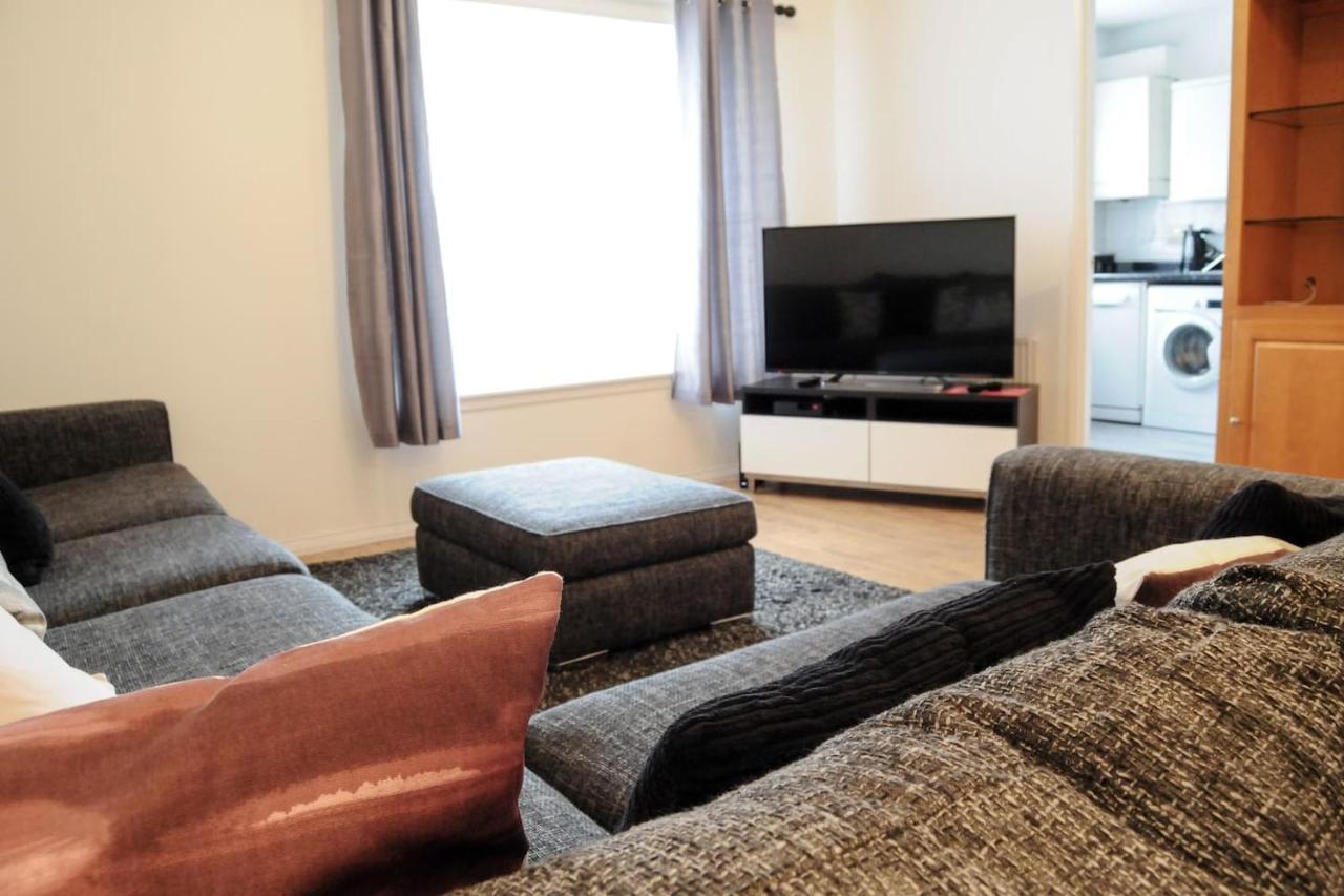 Peaceful And Quiet Apartment In A Bustling City 爱丁堡 外观 照片