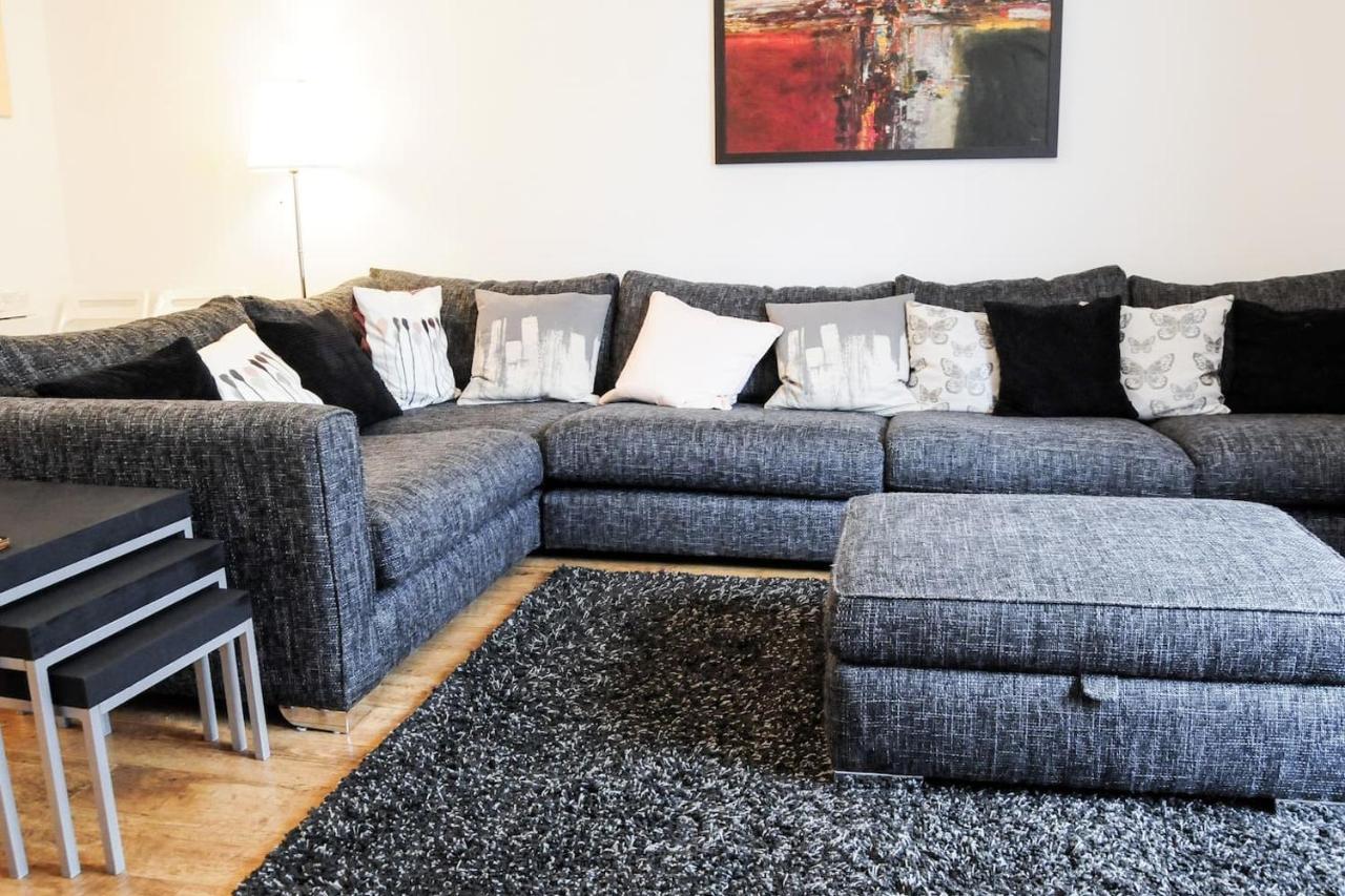 Peaceful And Quiet Apartment In A Bustling City 爱丁堡 外观 照片