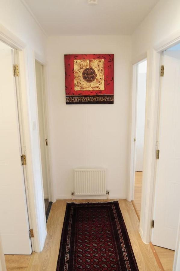 Peaceful And Quiet Apartment In A Bustling City 爱丁堡 外观 照片